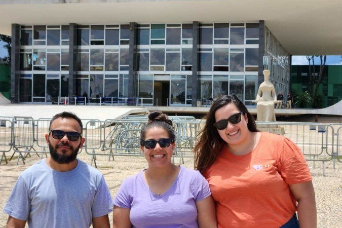 De São Paulo, Fernando e Talitha Lima, acompanhados pela amiga Liliam Fernandes, visitam Brasília