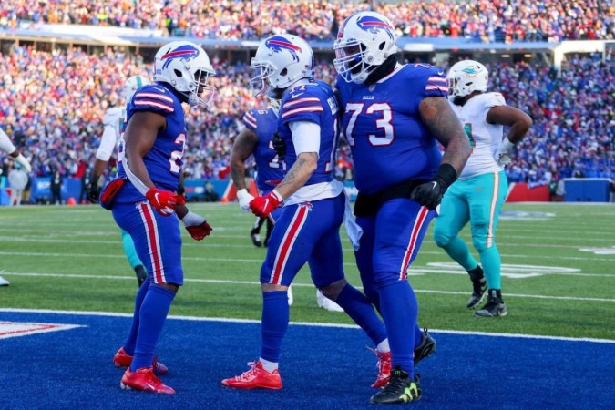 NFL: Bills anulam ataque dos Dolphins em duelo decisivo da AFC Leste, futebol  americano