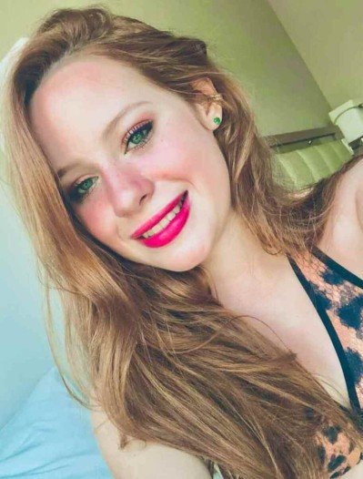 Milena Neves, 22 anos, aprovada em primeiro lugar em medicina na UnB. 