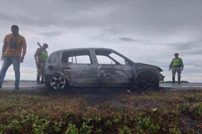 Carro do sogro de Elizamar foi encontrado com duas vítimas no interior