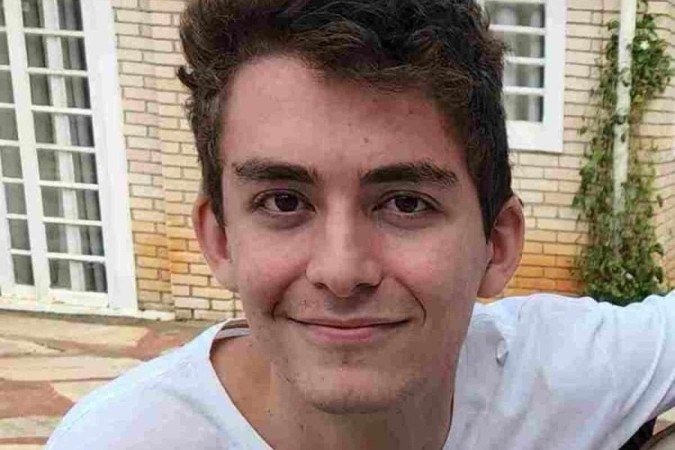 Pedro foi aprovada em primeiro lugar geral no câmpus Darcy Ribeiro - (crédito: Arquivo pessoal) Pedro foi aprovada em primeiro lugar geral no câmpus Darcy Ribeiro - (crédito: Arquivo pessoal)