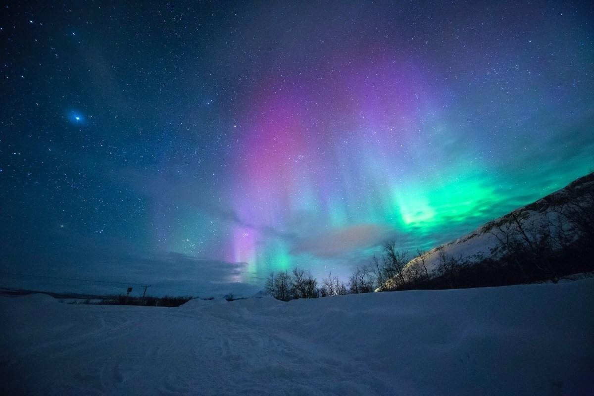 Aurora austral vista do espaço - Planeta