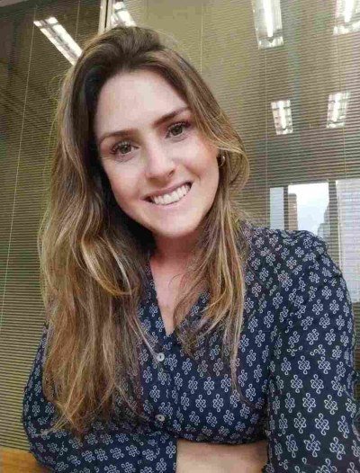 Franciele Dall', especialista gest&atilde;o de recursos humanos. 