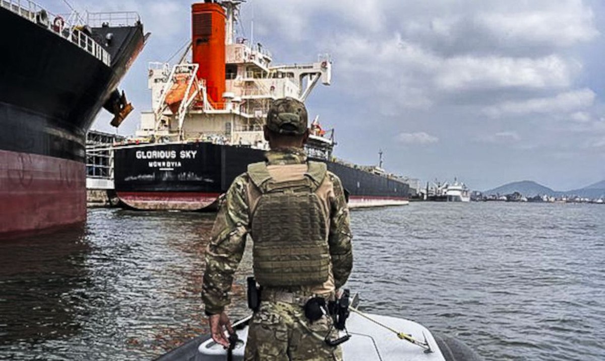 PF, Marinha e Receita apreendem 290 kg de cocaína no Porto de Santos