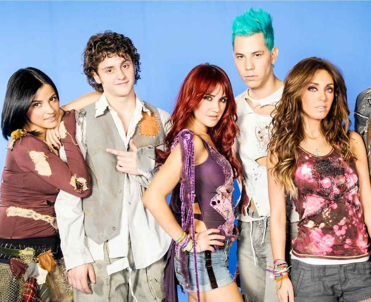 MP abre investigação sobre a venda de ingressos para show do RBD no RJ