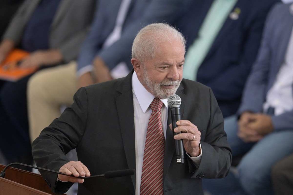 Lula se reúne com reitores: 