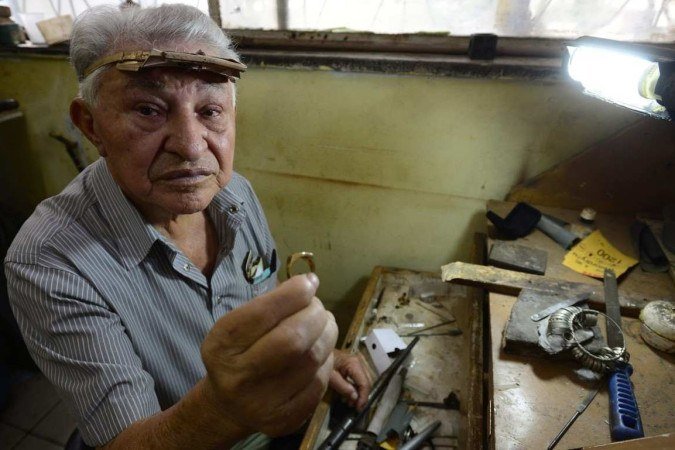  23/01/2023 Cr&eacute;dito: Marcelo Ferreira/CB/D.A. Press Bras&iacute;lia- DF - Senhor Jo&atilde;o Miguel da Silva, ourives pioneiro de Bras&iacute;lia.