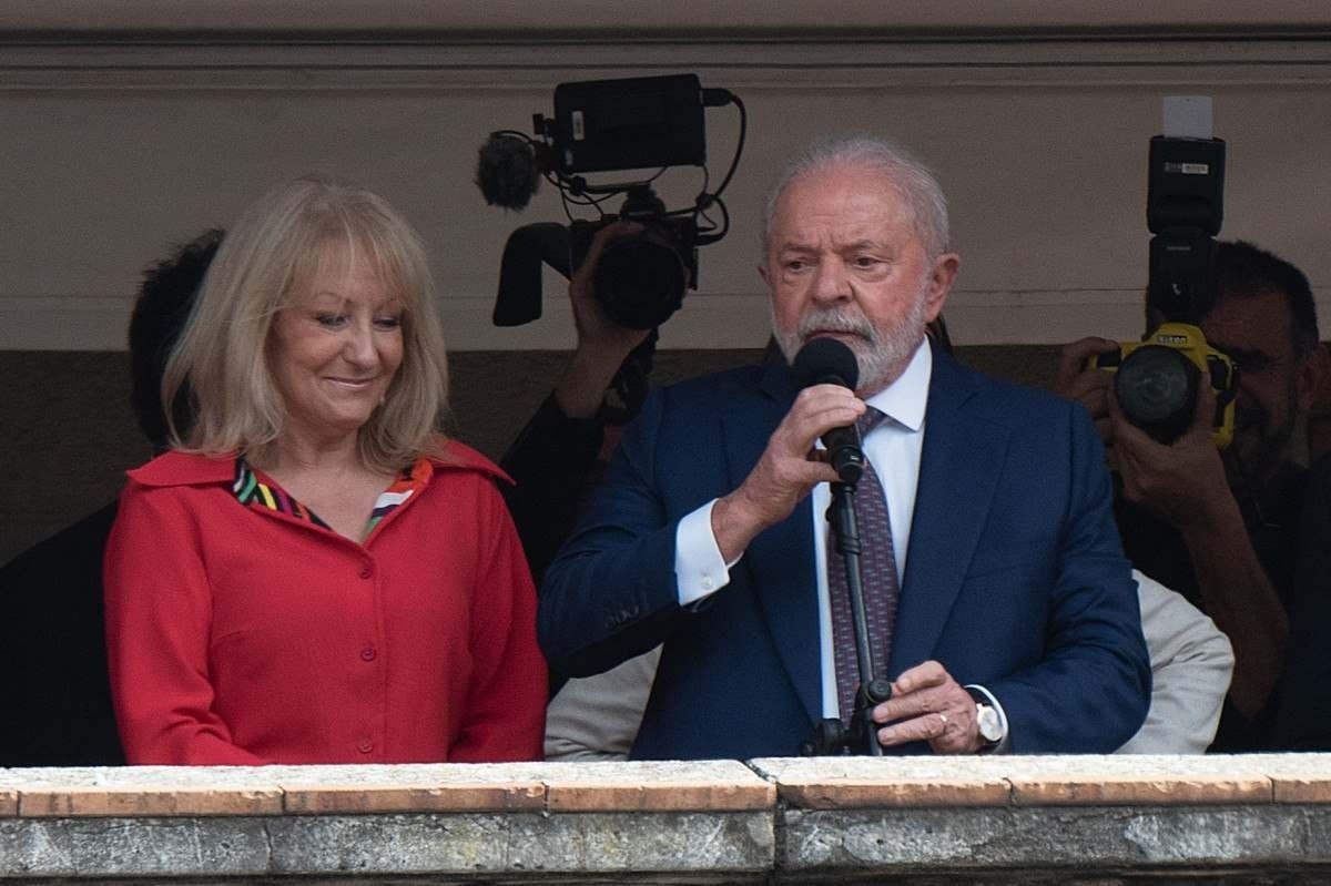 Em Montevidéu, Lula ganha prêmio 