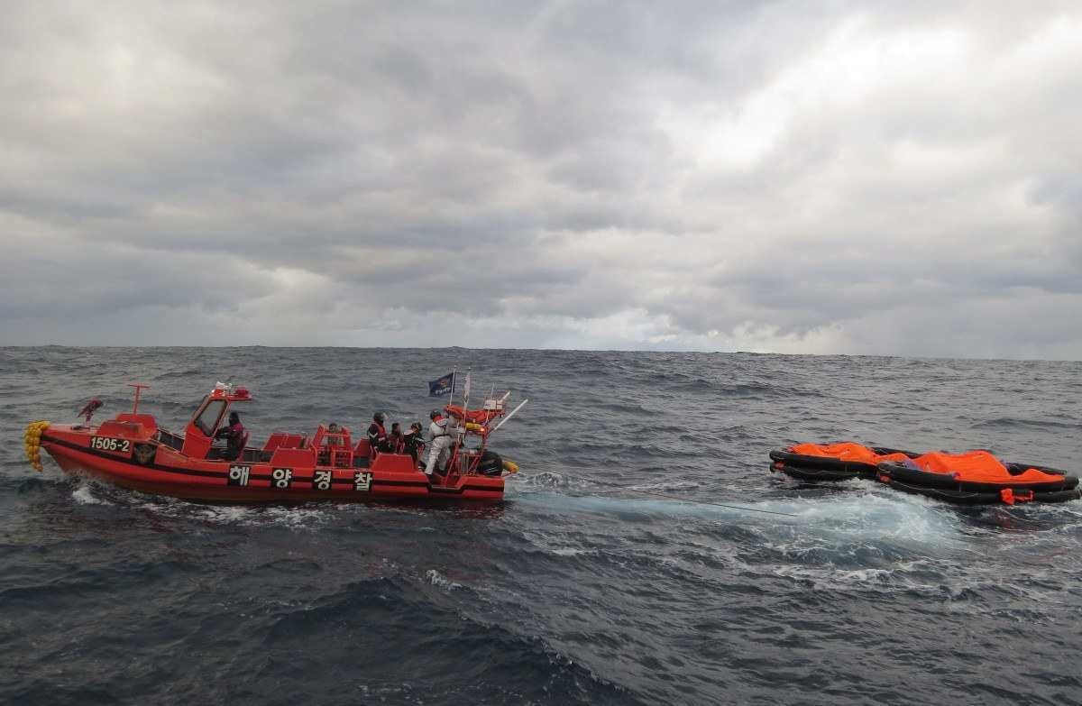 Naufrágio perto do Japão deixa 8 mortos, incluindo 6 marinheiros chineses