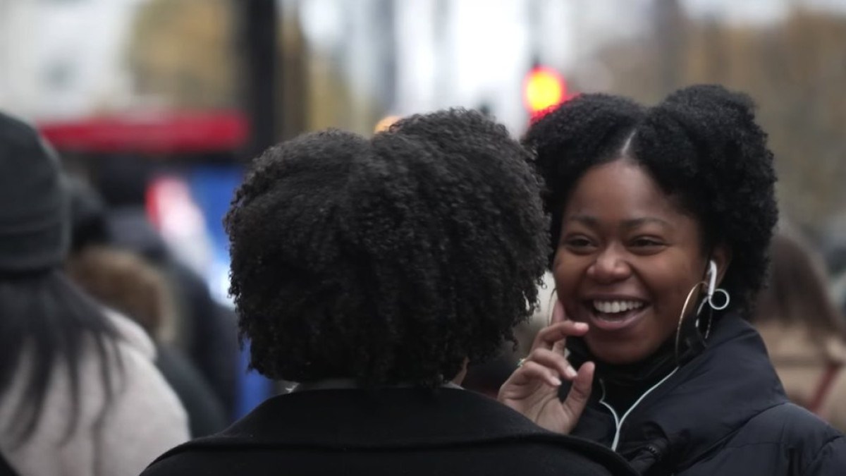 A desconhecida 'rede de sorrisos' entre mulheres negras