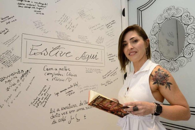 Parede onde os clientes podem deixar mensagens