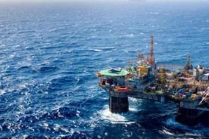 Petroleiros pedem interdição de plataforma na Bacia de Campos