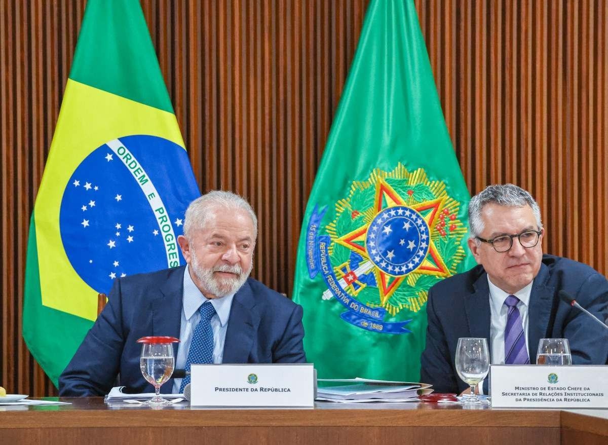 Padilha diz que Lula não discute mudanças em lei de autonomia do BC