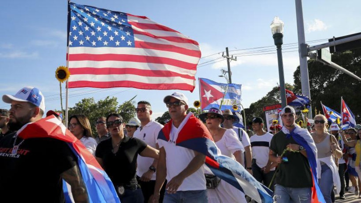 'Cubanos têm privilégios que ninguém mais tem nos EUA', diz socióloga