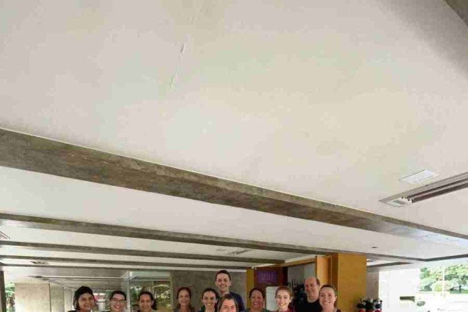 Ao lado de outros amigos, a psicóloga aumentou 
a frequência de treinos para aguentar a 
maratona de bloquinhos