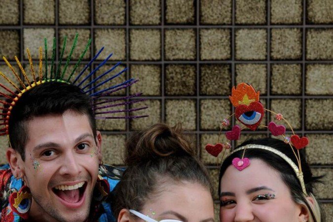 Looks que serão tendência no Carnaval.