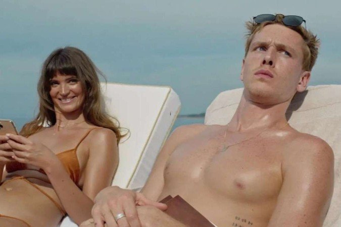 Triângulo da tristeza: severas críticas ao capitalismo -  (crédito:  Diamond Filmes/Divulgação)