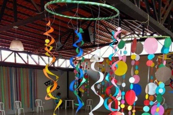 Folia pode ser feita tanto na área externa quanto na interna da casa