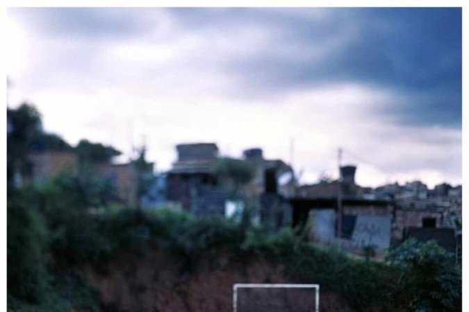 Imagem do livro de Daniel Moreira, Bordas não brotam do nada