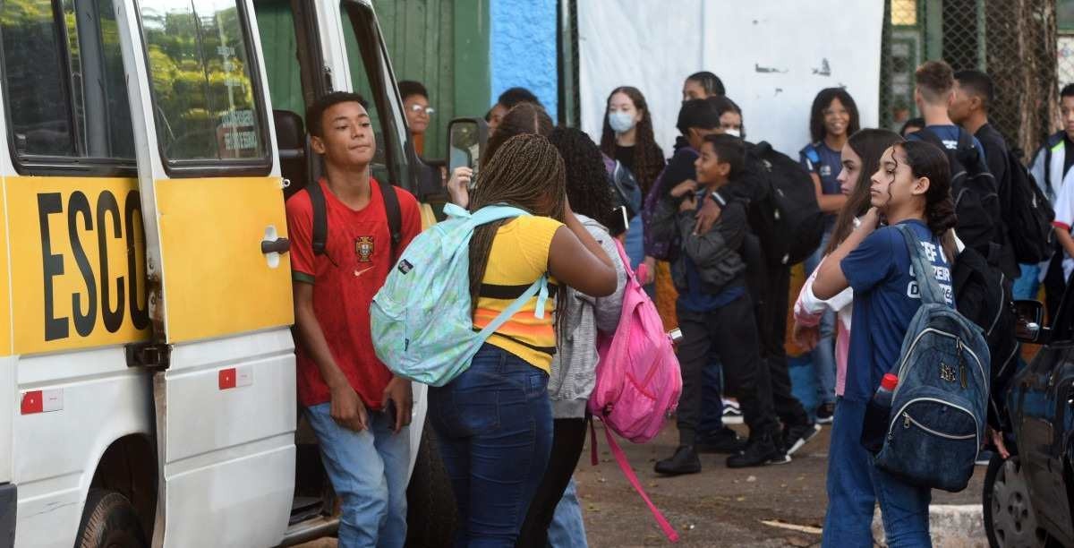 Deixar colégios parecidos com prisões não resolve problema, diz Sou da Paz