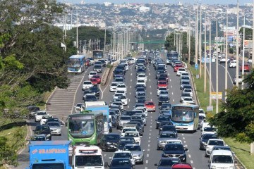 Assim que finalizadas, as obras vão reduzir em 25 minutos o deslocamento -  (crédito:  Ed Alves/CB/DA.Press)