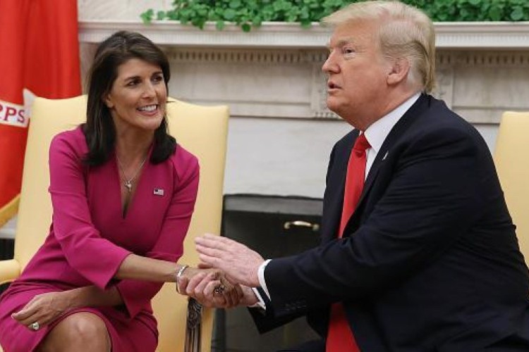 As vantagens e obstáculos que Nikki Haley terá ao desafiar Trump pela candidatura republicana nos EUA