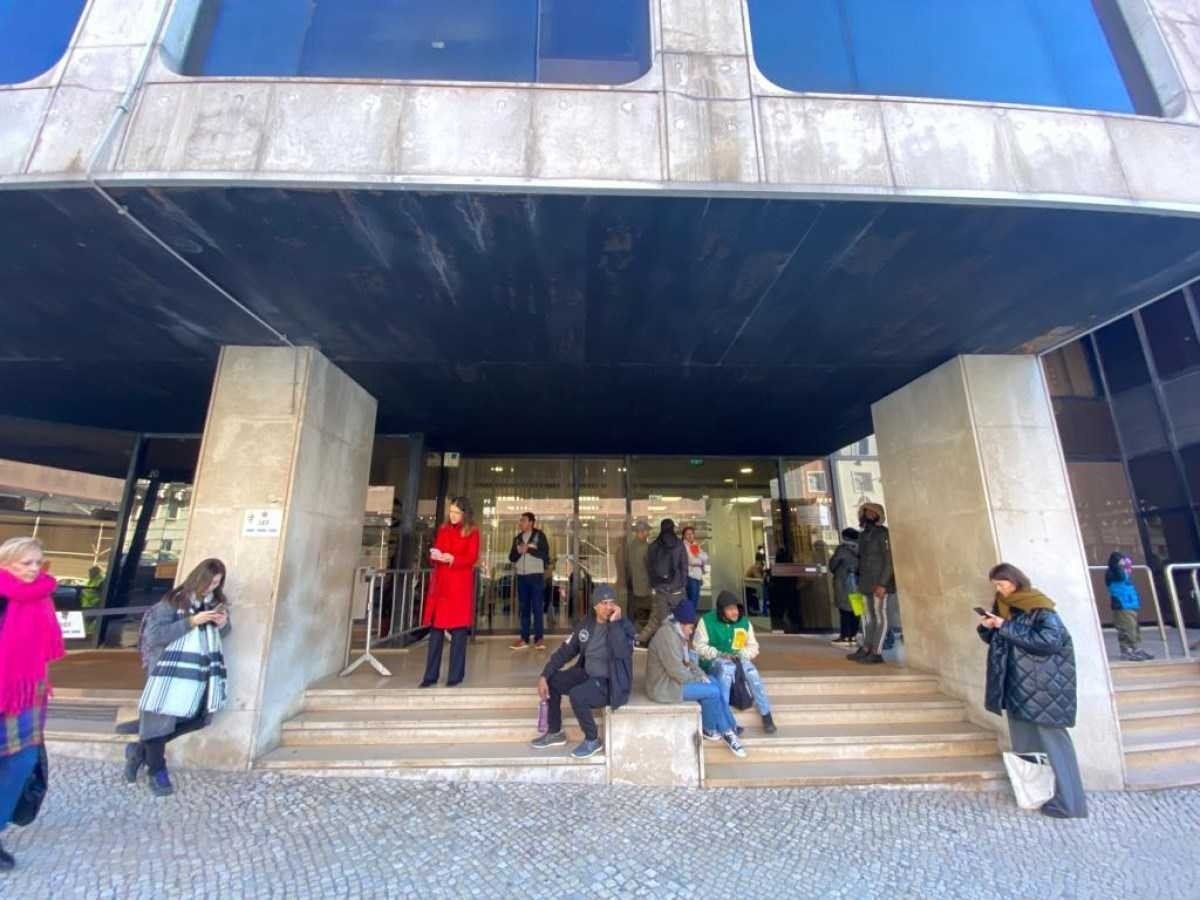 Depois das eleições, pedidos de emigração de brasileiros crescem 50%