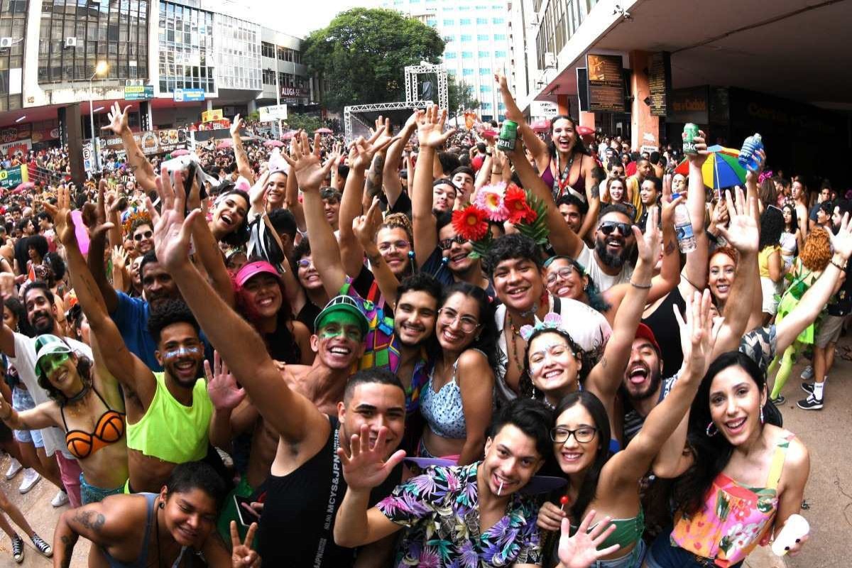 Confira a programação dos blocos de carnaval até domingo (11/2) 