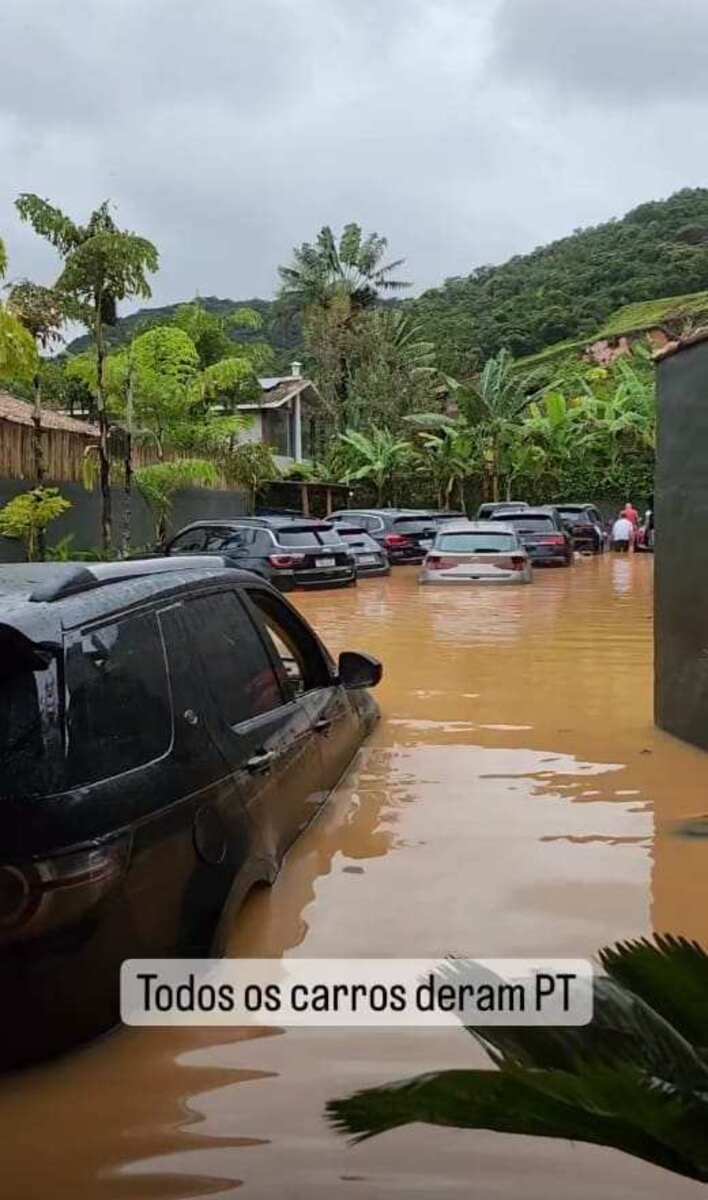 Litoral paulista é atingido por temporal que causou alagamentos, deslizamentos e mortes
