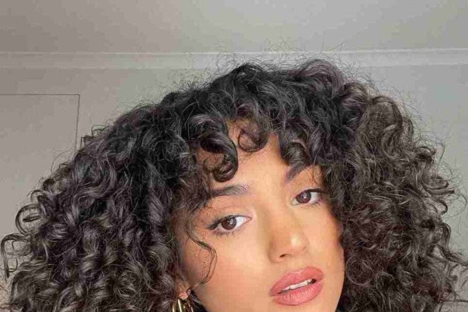 Olivia Calabio, produtora de conteúdo para a Internet sobre beleza e moda. 