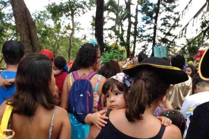 Bloco 'Vai Quem Fica' celebra 10 anos no carnaval de Brasília. Asa Norte. 20/2/23