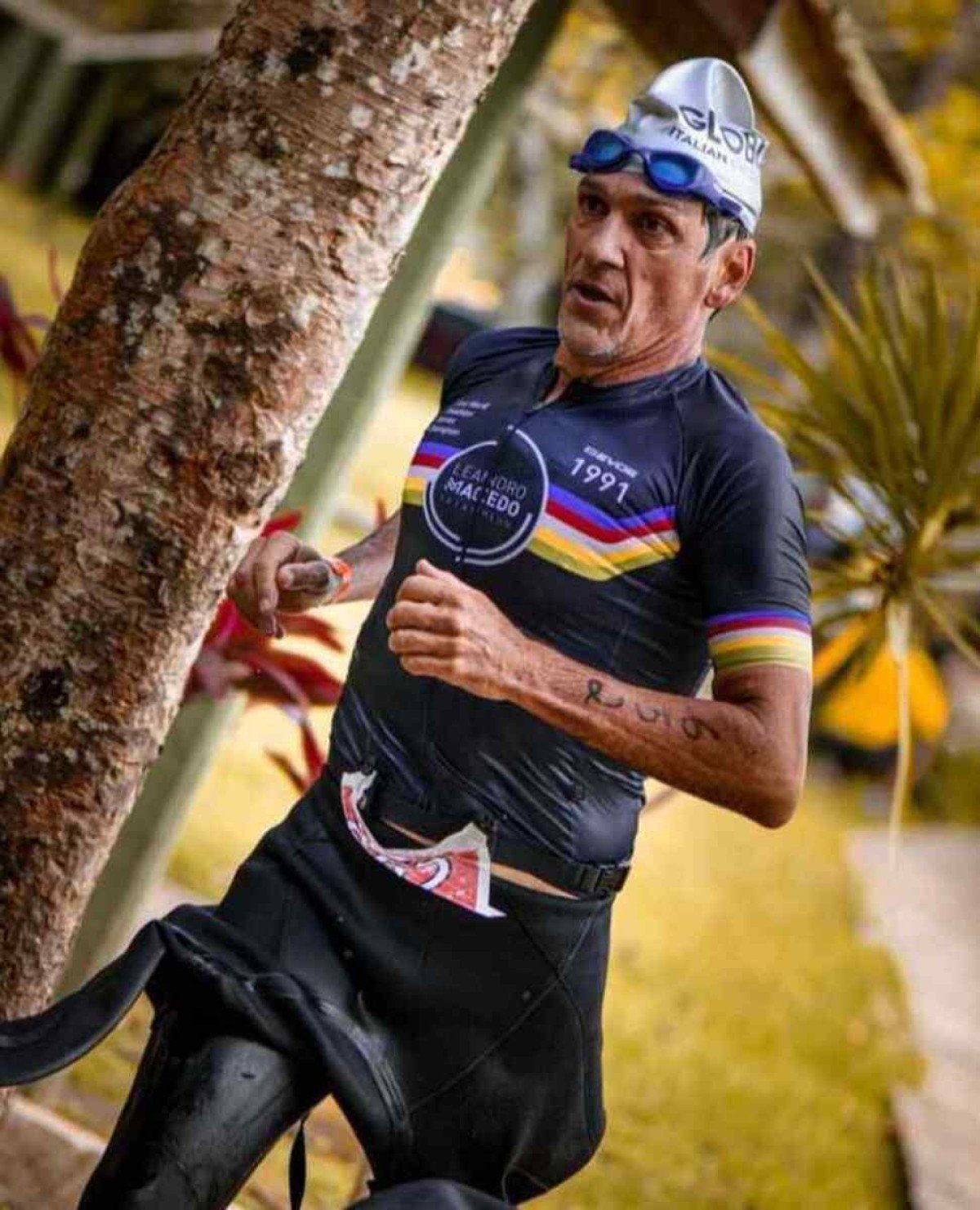 Depois de uma lesão no quadril, Leandro Macedo conseguiu retornar ao esporte graças a bike elíptica