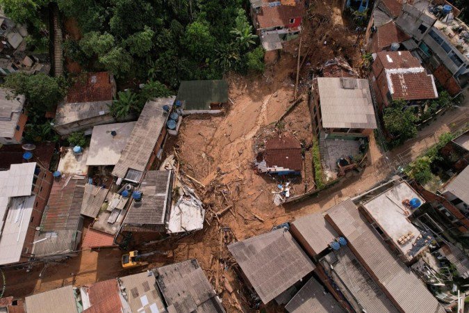 Frequência de eventos extremos aumenta com as mudanças climáticas
- (crédito: Reuters) Frequência de eventos extremos aumenta com as mudanças climáticas
- (crédito: Reuters)