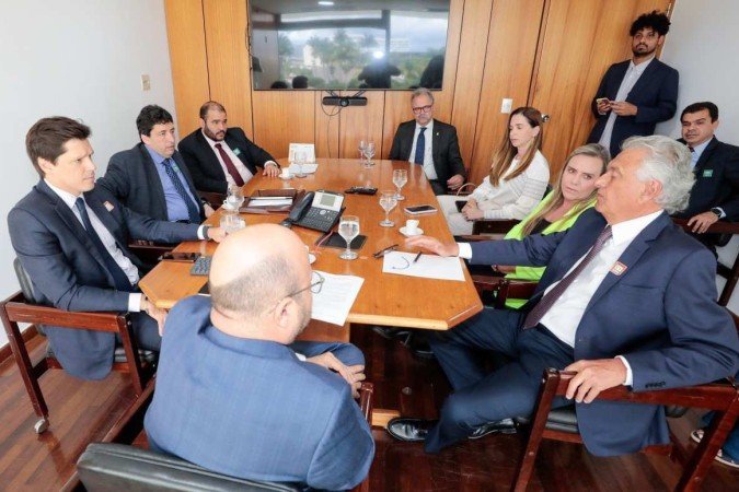 DF e Goiás discutem divisão de custos para gerir transporte no Entorno