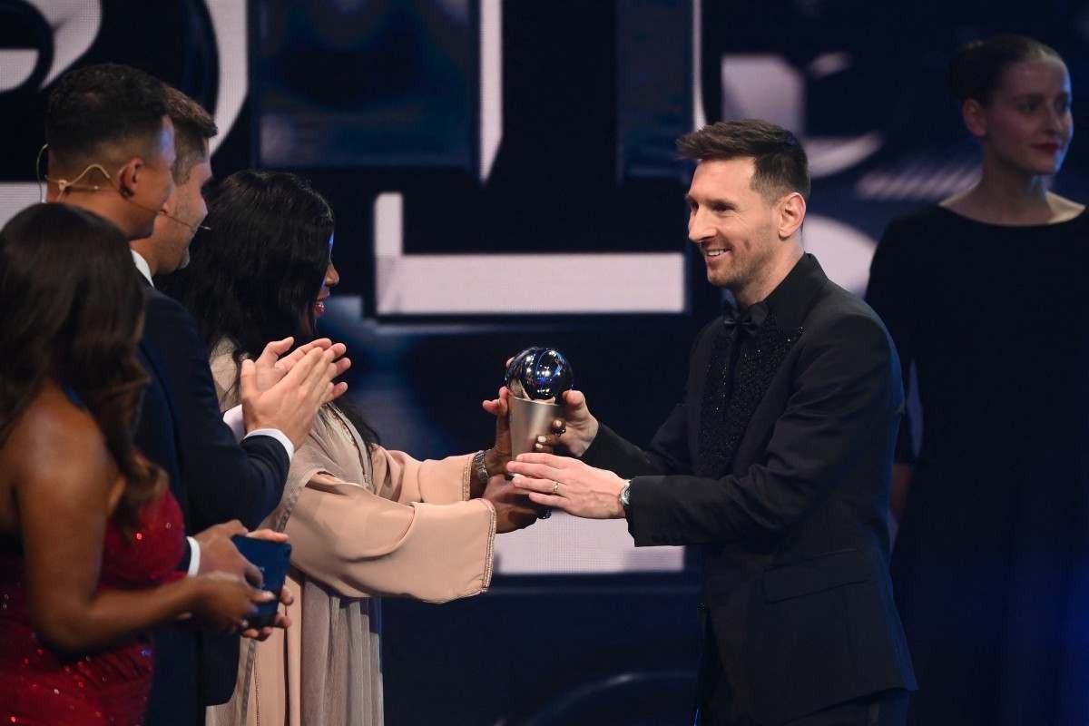 Lionel Messi é eleito o melhor do jogador do planeta pela Fifa