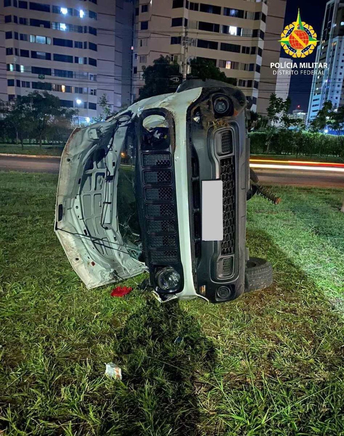Motorista bêbado que causou capotamento na EPTG é preso 