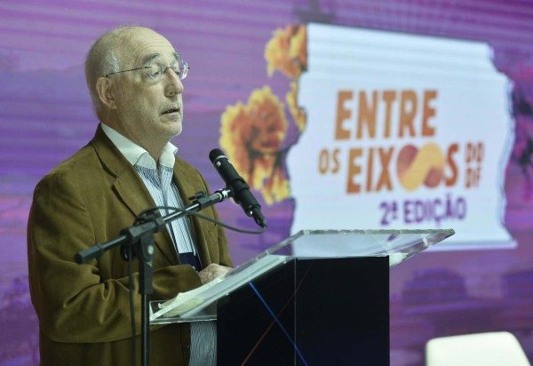 O Conselheiro Superior do Instituto Arquitetos do Brasil (IAB-DF), José Leme Galvão, pontua que conservação do conjunto urbanístico-arquitetônico de Brasília também é uma intervenção   -  (crédito:  Minervino Júnior/CB/D.A Press)