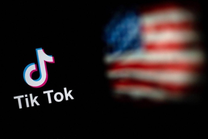 Para o TikTok continuar operando, a empresa chinesa ByteDance deve vender o aplicativo para uma companhia autorizada a operar em solo norte-americano -  (crédito: NICOLAS ASFOURI / AFP)