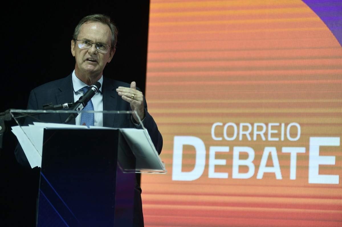  Procurador Eduardo Sabo encerramento do semin&aacute;rio, durante participa&ccedil;&atilde;o do Semin&aacute;rio Entre os Eixos do DF - 2&ordf; edi&ccedil;&atilde;o: Quem ama preserva.
