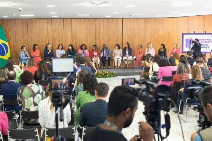 Encontro de Janja com ministras do governo Lula para celebrar mês da mulher