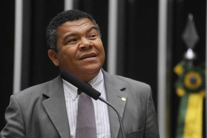 A comerciante xingou o deputado federal Valmir Assunção (foto) de A comerciante xingou o deputado federal Valmir Assunção (foto) de