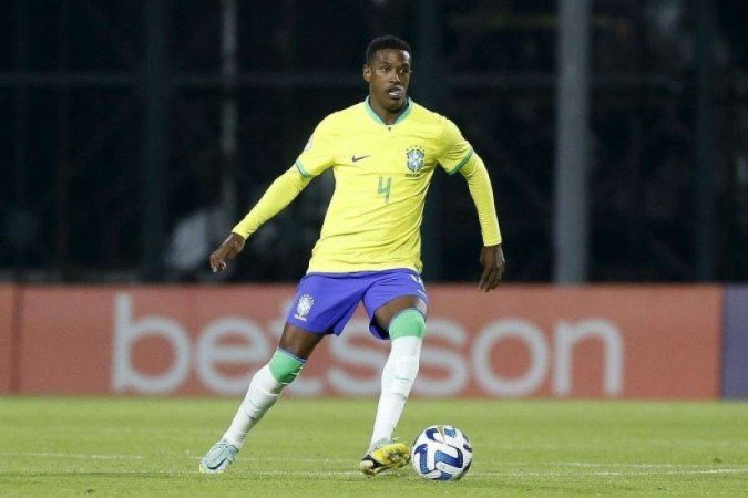 Robert Renan nasceu no Distrito Federal: o zagueiro é um dos líderes do elenco de Ramon Menezes no Mundial Sub-20 - (crédito: Rafael Ribeiro/CBF) Robert Renan nasceu no Distrito Federal: o zagueiro é um dos líderes do elenco de Ramon Menezes no Mundial Sub-20 - (crédito: Rafael Ribeiro/CBF)