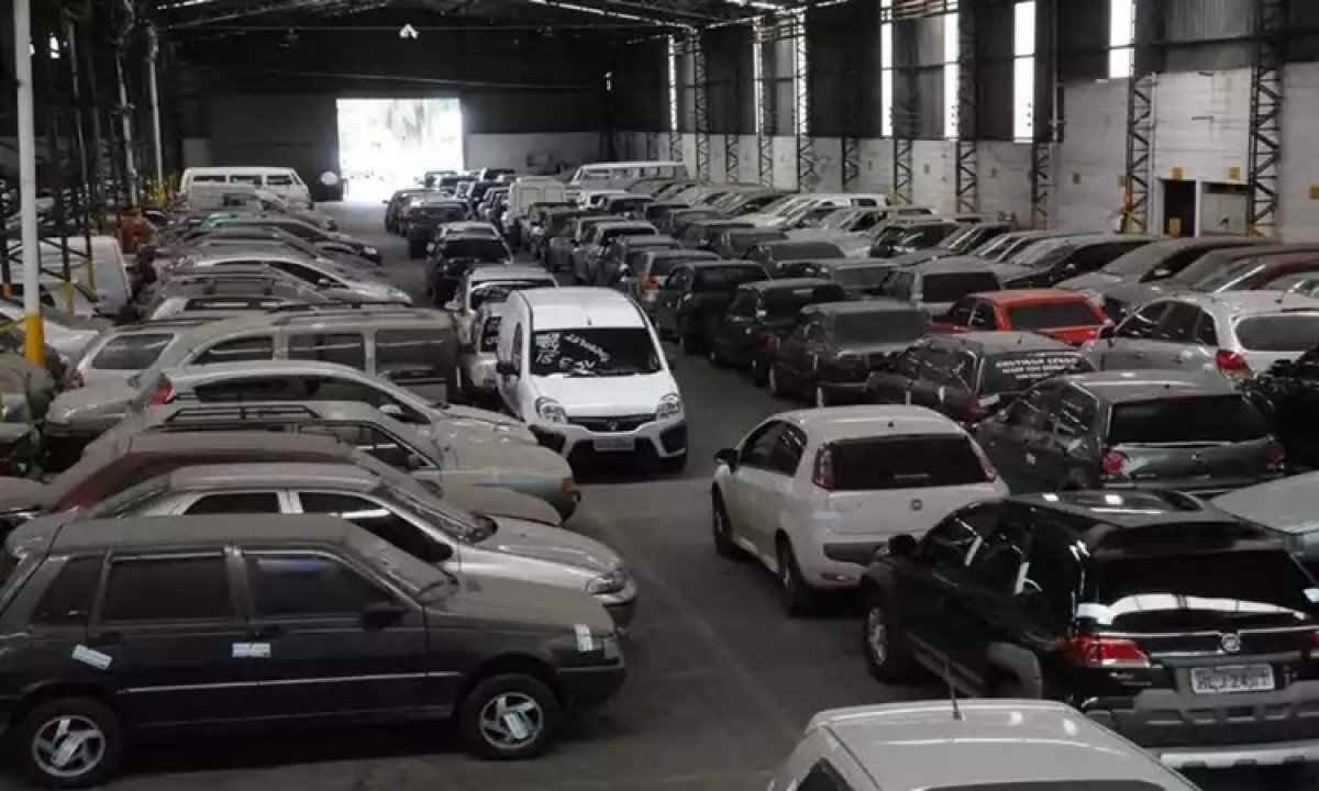 Detran promove leilão on-line de carros e motocicletas nos dias 24 e 25