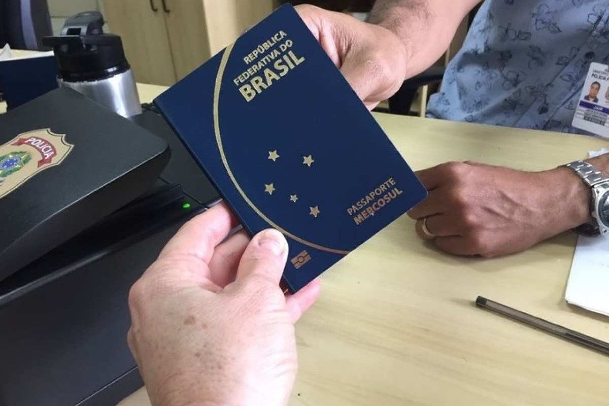 Vistos mais DIFICÍEIS nos EUA: Brasileiros em Alerta Máximo! Entenda o Impacto!