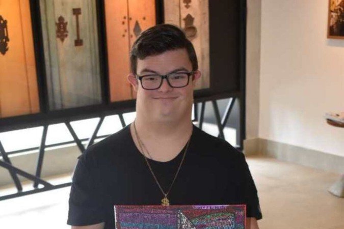  09/03/2023. Crédito: Mariana Lins/Esp.CB/D.A Press.Exposição Universos de Augusto Corrêa, na CLDF,Augusto Corrêa.