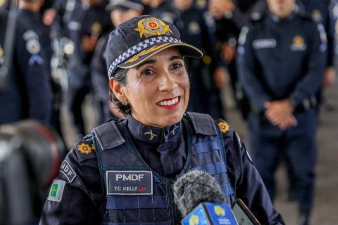 A tenente-coronel Kelly de Freitas Souza Cesário é a comandante do Batalhão dos Poderes
