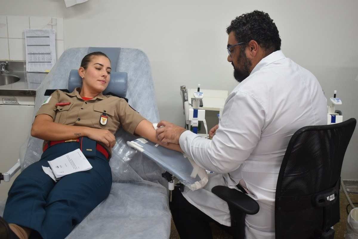 A cadete Gabriella Britto foi umas oficiais da corporação que participaram da ação dos bombeiros A cadete Gabriella Britto foi umas oficiais da corporação que participaram da ação dos bombeiros