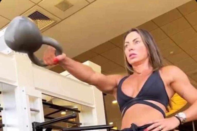 Michele prioriza a troca de peso mensalmente, alterando 20% da carga anterior