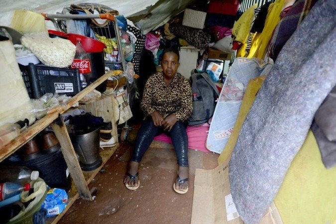  15/03/2023 CrÃ©dito: Marcelo Ferreira/CB/D.A Press. Brasil. Brasilia - DF -  SituaÃ§Ã£o e condiÃ§Ãµes do Centro POP.  Daniela dos Santos depende da ajuda do Centro Pop.