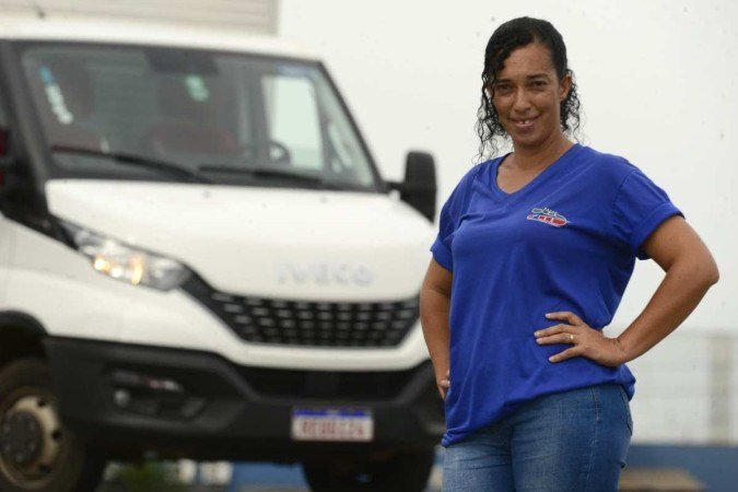  14/03/2023  Crédito: Carlos Vieira/CB/DA Press. Brasília, DF. Cidades. Mulheres que vão à luta. Alice Lopes, motorista de caminhão.
